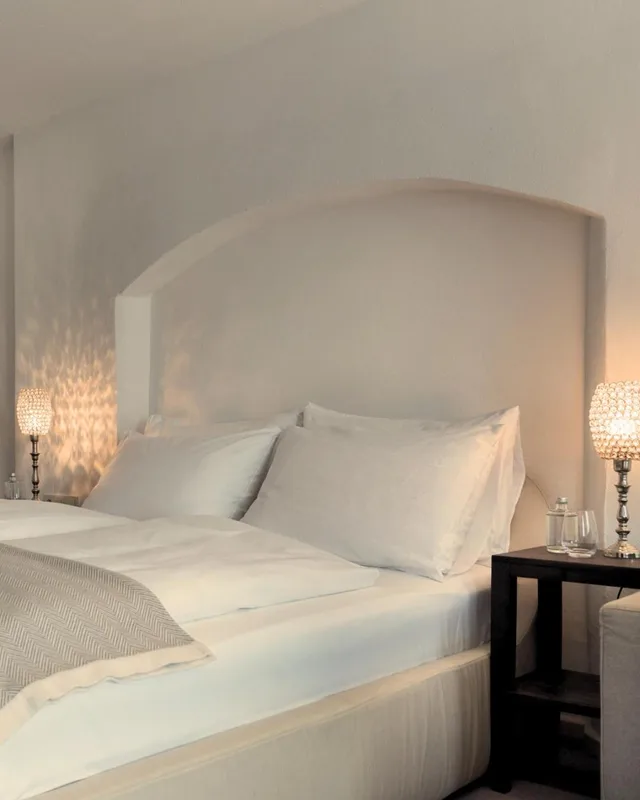 جناح، FORSTINGER HOTEL 6/7