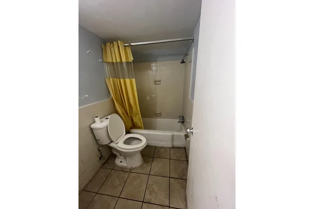 غرفة بسرير كينج للمدخنين، Washington Motel By Hotel O 3/3