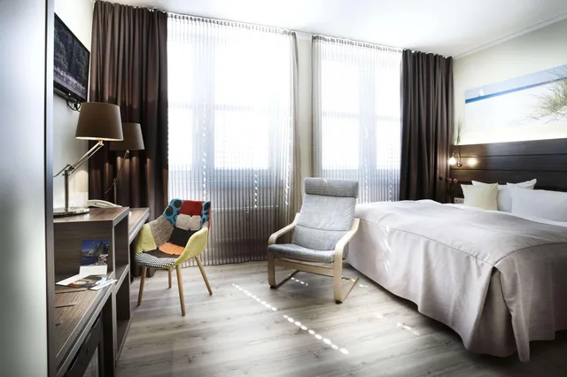 غرفة كومفورت بسرير مزدوج، Hotel Kiel By Golden Tulip 1/3