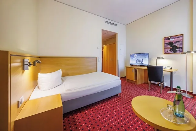 غرفة بزنس مفردة، Airporthotel Berlin Adlershof 12/15