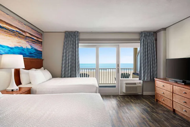 1 Bedroom, 2 Double Beds, Ocean Front، Days Inn by Wyndham Ocean City Oceanfront 1/2
