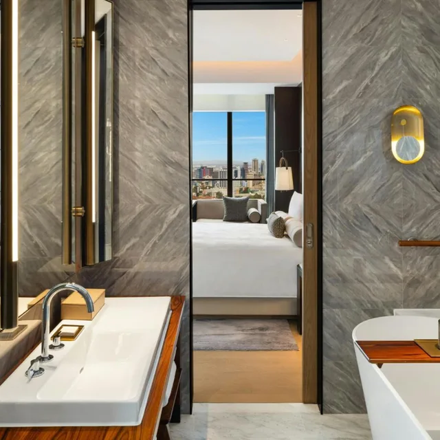 Room, King Bed, Club Floor، JW Marriott Nairobi 2/3
