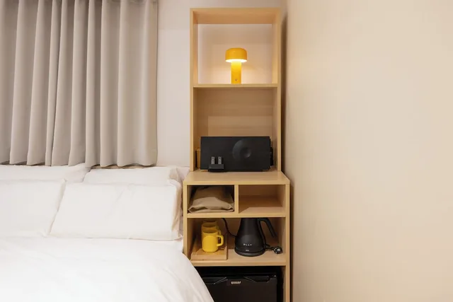 غرفة قياسية ثلاثية بسرير مزدوج وسرير فردي، Myeongdong Guesthouse Como 5/9