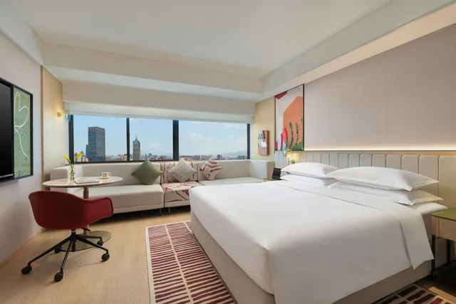 Premium, King Bed, City View, Sofa, Atwell Suites Shanghai Wuning by IHG 2/3