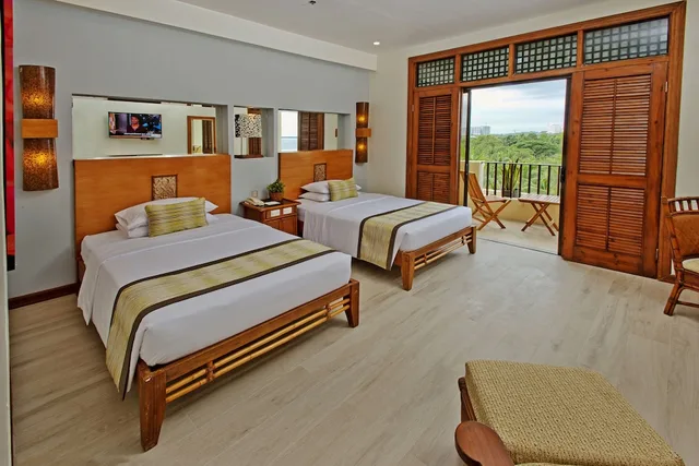 2 Bedrooms, Suite, King Bed, Sea Front، Costabella Tropical Beach Hotel 5/10
