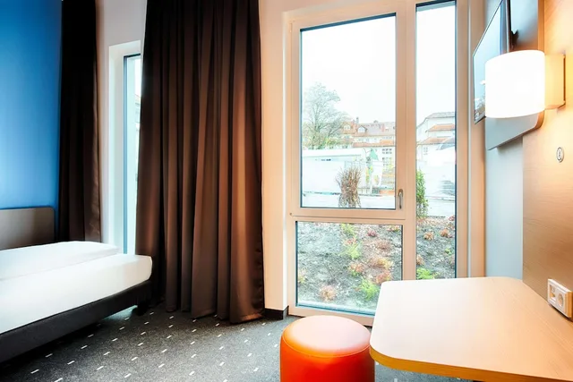 غرفة بسريرين منفصلين، B&B Hotel Kempten 7/9