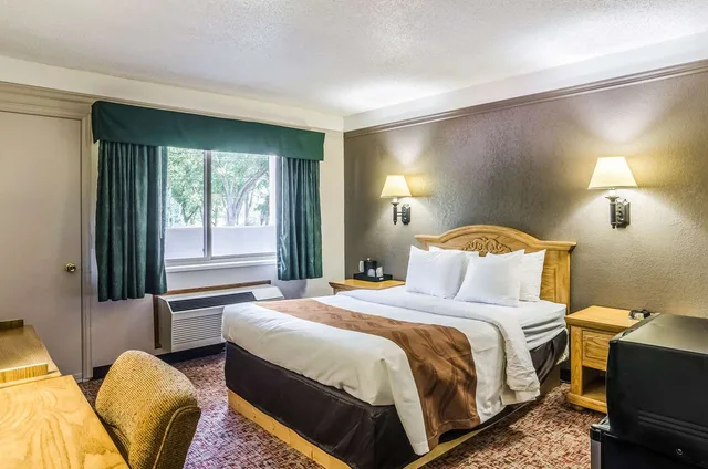غرفة بسرير كوين، Quality Inn Buffalo WY 2/3