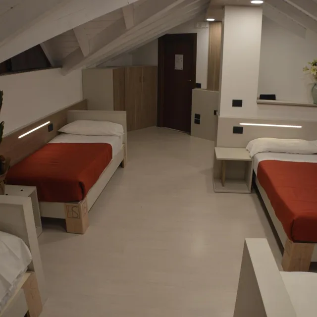 غرفة كلاسيكية عائلية، Sempione Hotel Ristorante 2/10
