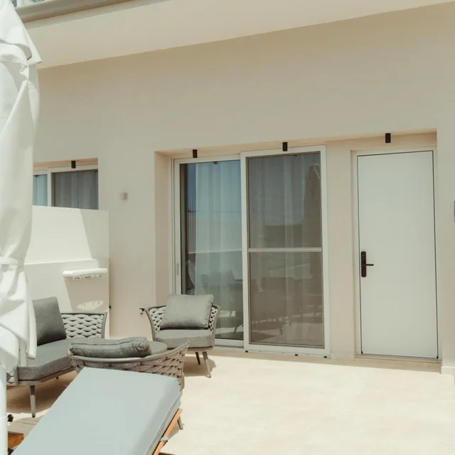 Junior Suite, Private Pool, Limanaki Hotel 9/10