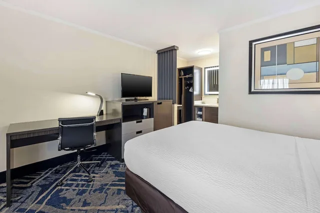غرفة قياسية بسرير كوين، Best Western Franklin Inn 3/6
