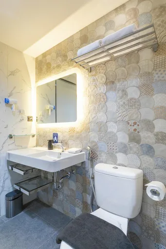 غرفة سوبيريور بسرير فردي، Aeris Hotel Banjarbaru 4/4
