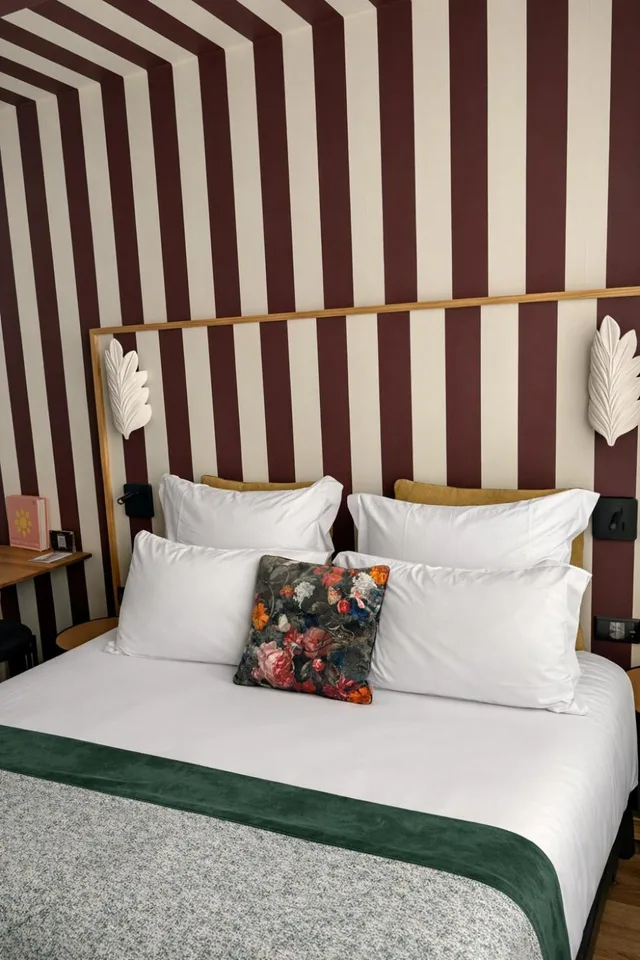 غرفة بسرير مزدوج، Hotel Edmond W 1/10