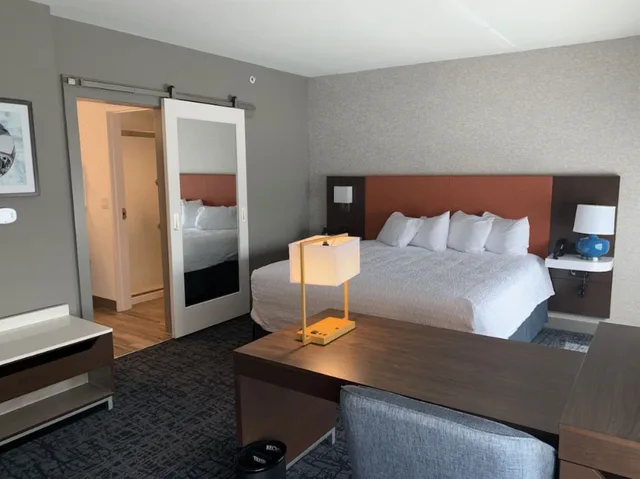 غرفة بسرير كينج لذوي الإعاقة، Hampton Inn & Suites Cedar Park North Austin, TX 2/4