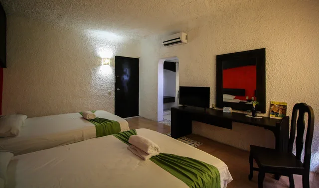 غرفة قياسية رباعية، Xbalamque Resort and Spa 5/7