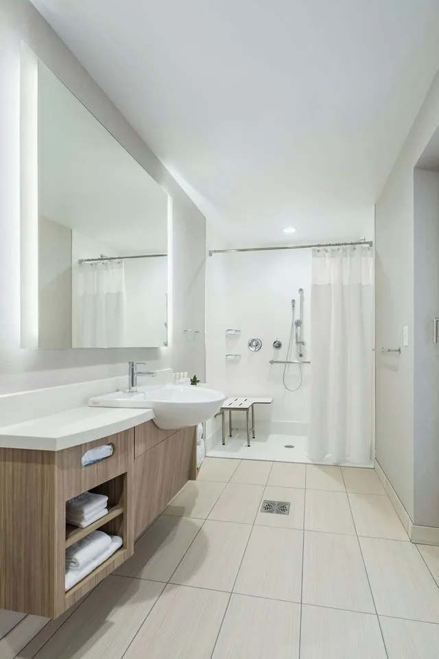 Suite, Multiple Beds, Lake View، Springhill Suites By Marriott Madison 4/5