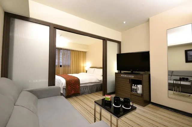 جناح بسرير كوين، K Hotel Taipei I 8/10