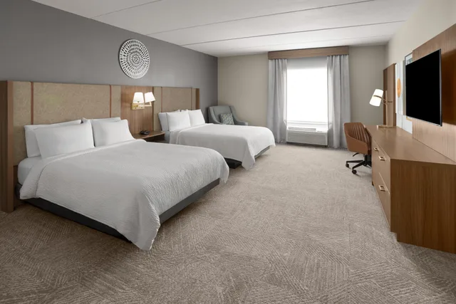 غرفة بسريرين كوين لذوي الإعاقة، Holiday Inn Midland 1/9