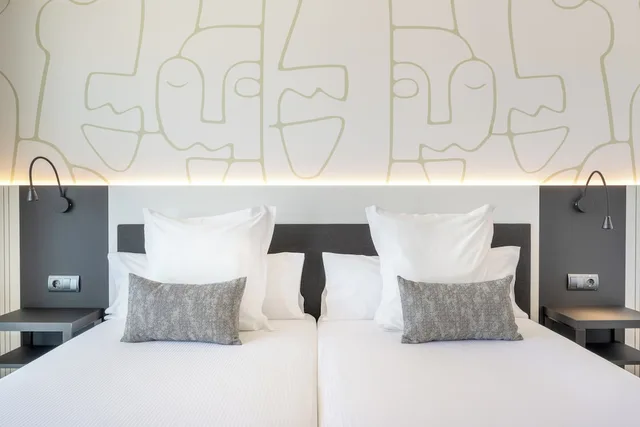 Superior, Twin Beds, Ocean View, Terrace, Climia Benidorm Plaza 5/8