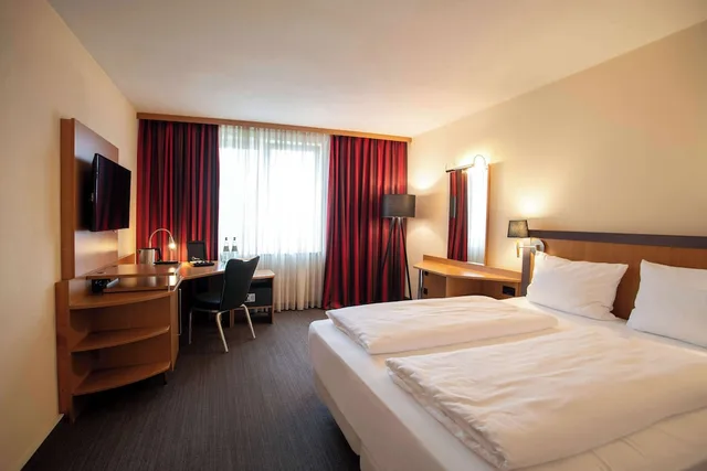 غرفة قياسية بسرير كوين لذوي الإعاقة، Best Western Conference Airporthotel Frankfurt-Moerfelden 1/3