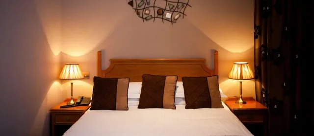 غرفة قياسية بسرير مزدوج، The City Hotel 3/3