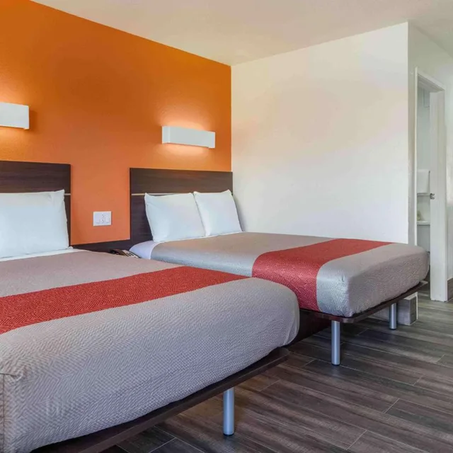 غرفة رباعية، Motel6 Fremont, CA - South 1/10