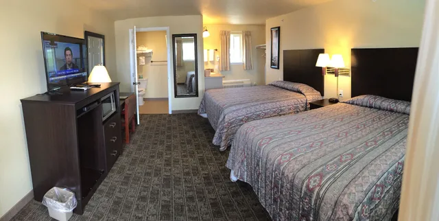 غرفة بسريرين كوين يُسمح فيها بالحيوانات الأليفة، Gateway Inn 6/10