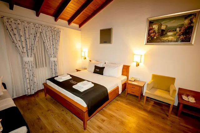 Deluxe, Triple, Twin Beds, Leylak Boutique Hotel Brasserie Boutique Class 1/6