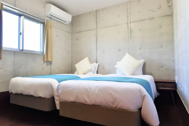Condo, Standard, Beach Front, Ocean View، Churaumi On The Beach Motobu 4/8