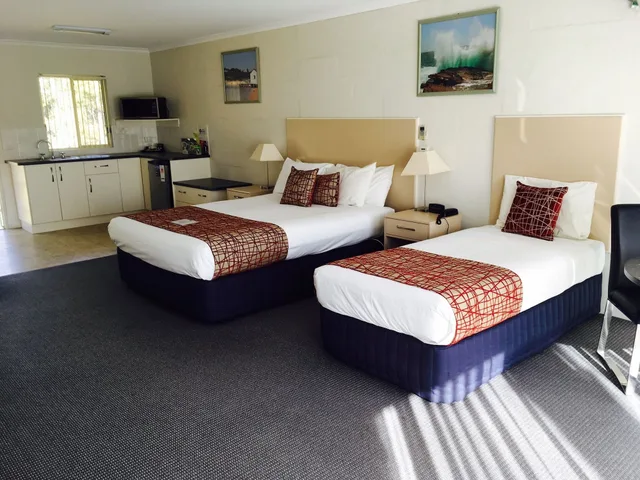 غرفة ديلوكس بسرير كينج مع أريكة، Best Western Fairway Motor Inn 4/5