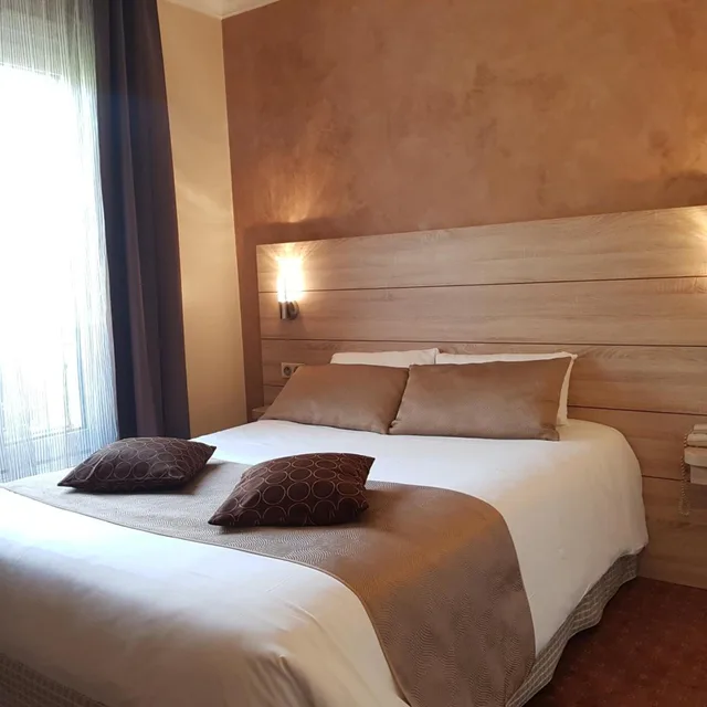 غرفة اقتصادية مفردة بسرير مزدوج، Hotel Champerret Elysees 1/7