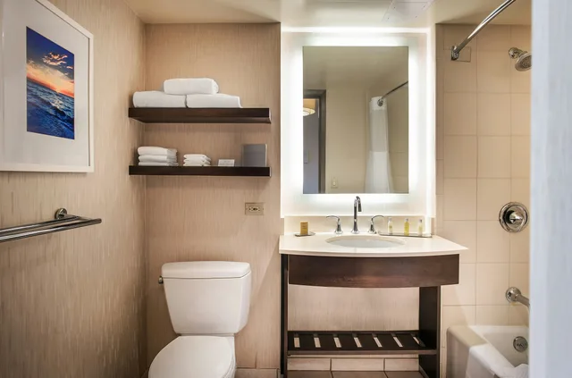 جناح استوديو بسرير كينج بشرفة، Doubletree By Hilton Hotel San Diego - Mission Valley 2/3
