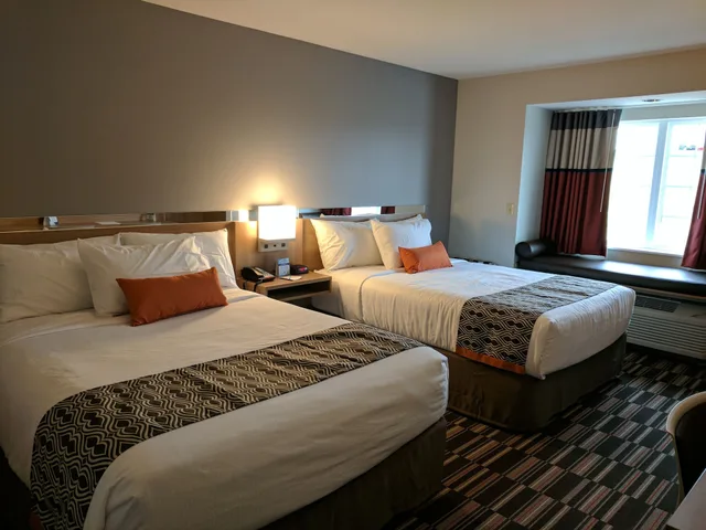 غرفة بسريرين كوين، Microtel Inn And Suites By Wyndham Clarion 3/6