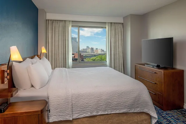جناح بسرير كينج بغرفة نوم واحدة، Residence Inn Boston Harbor On Tudor Wharf 2/8