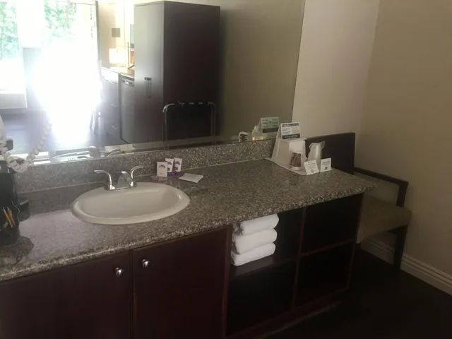 غرفة بسريرين كوين، Kings Inn Anaheim 8/10
