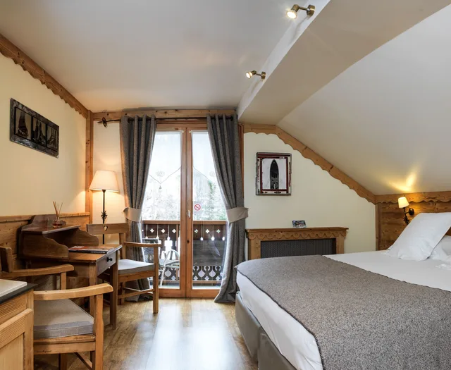 غرفة سوبيريور بسرير مزدوج أو سريرين منفصلين بإطلالة على الجبل، Auberge Du Manoir 1/9