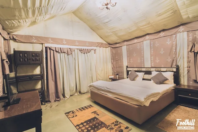Swiss, Luxury, Tent, Double Bed, Mountain View، Foothill Pushkar Resort 1/2