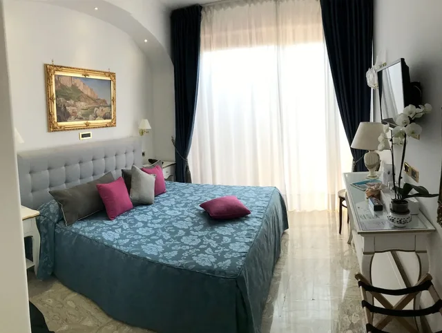 غرفة ديلوكس بإطلالة على المسبح، Capri Bougainville 1/2