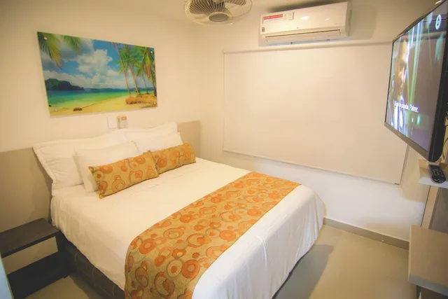 Studio, Queen and Twin Beds, Hotel Poblado Covenas 1/5