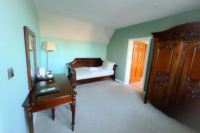 غرفة عائلية بسرير مزدوج وسرير فردي، Castle Bromwich Hall Hotel, BW Signature Collection 2/10