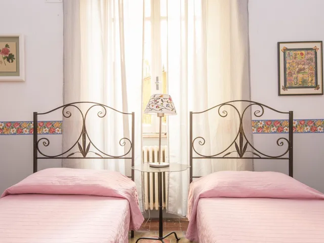 شقة بسرير كوين وسريرين منفصلين بشرفة بغرفتي نوم، RSH Ara Pacis Terrace Apartment 5/10