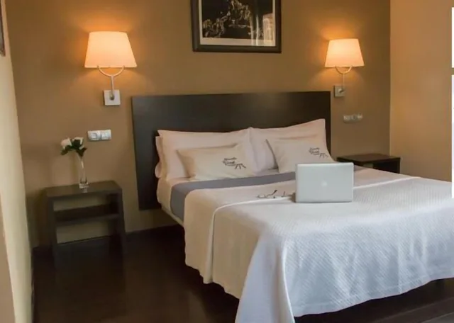 Room, Double Bed, Hotel El Sueno De Jemik 5/10