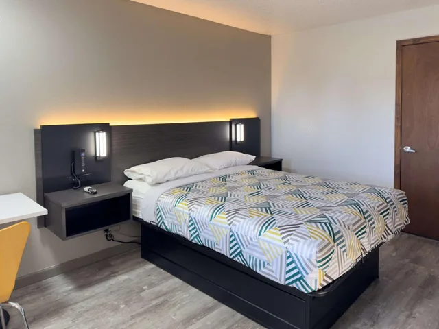 غرفة بسرير كوين لذوي الإعاقة، Motel6 Dyersburg, TN 2/10