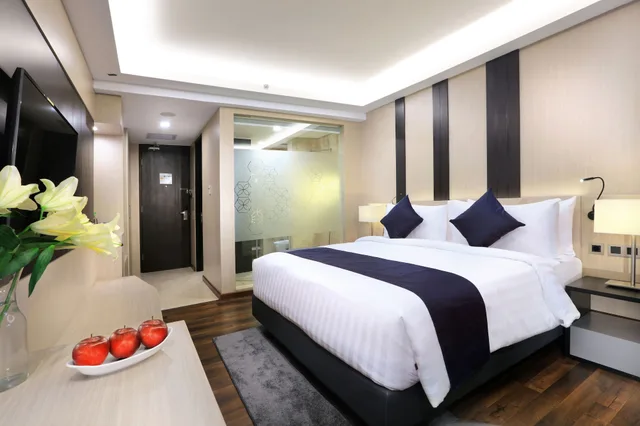 Deluxe Premier King, Aston Kartika Grogol Hotel and Conference Center 1/3
