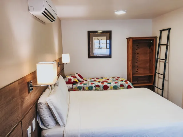 غرفة سوبيريور ثلاثية بسرير مزدوج وسرير فردي، Pousada Da Prainha 3/8
