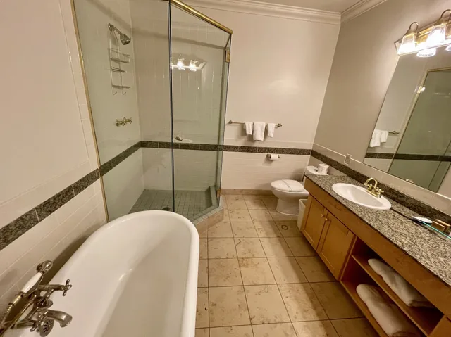 استوديو فاخر بسرير كينج مع أريكة، Park Place Lodge 1/1