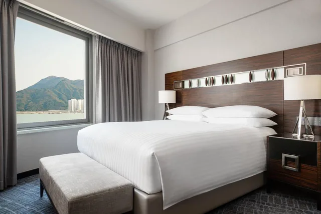 جناح تنفيذي بسرير كينج مع دخول الصالة، Hong Kong Skycity Marriott Hotel 2/4
