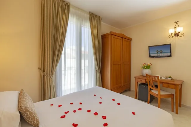 غرفة كومفورت بسرير مزدوج، Hotel Mira Spiaggia 3/4