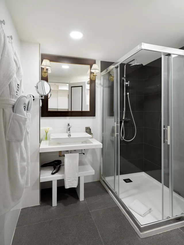 Triple Room Children، H10 Corregidor Boutique Hotel 8/8