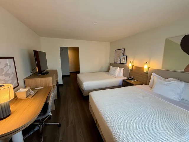 جناح بسريرين كوين مع أريكة، Quality Inn & Suites Georgetown - Seaford 1/10