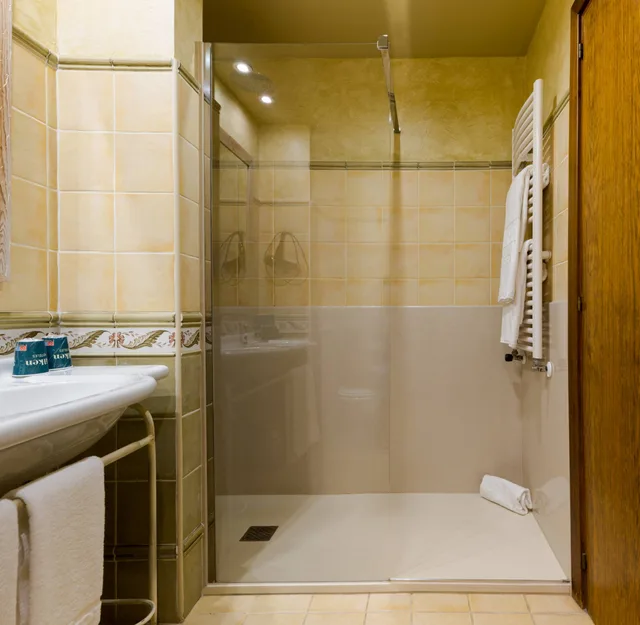 غرفة قياسية بسرير مزدوج، Silken Villa de Laguardia 7/8